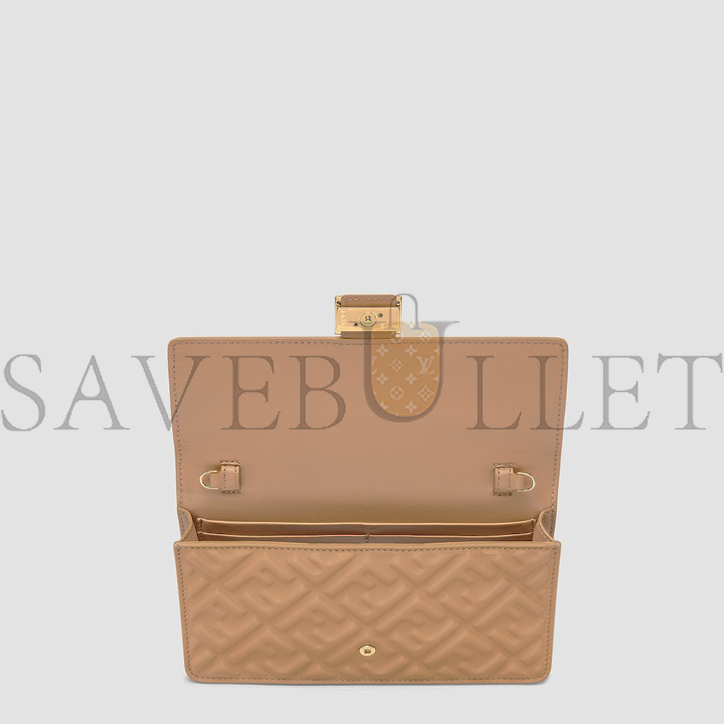 FENDI WALLET ON CHAIN BAGUETTE 8M0498AAJDF15KR (21*11.5*5cm) FENDI WALLET ON CHAIN BAGUETTE 8M0498AAJDF15KR (21*11.5*5cm)